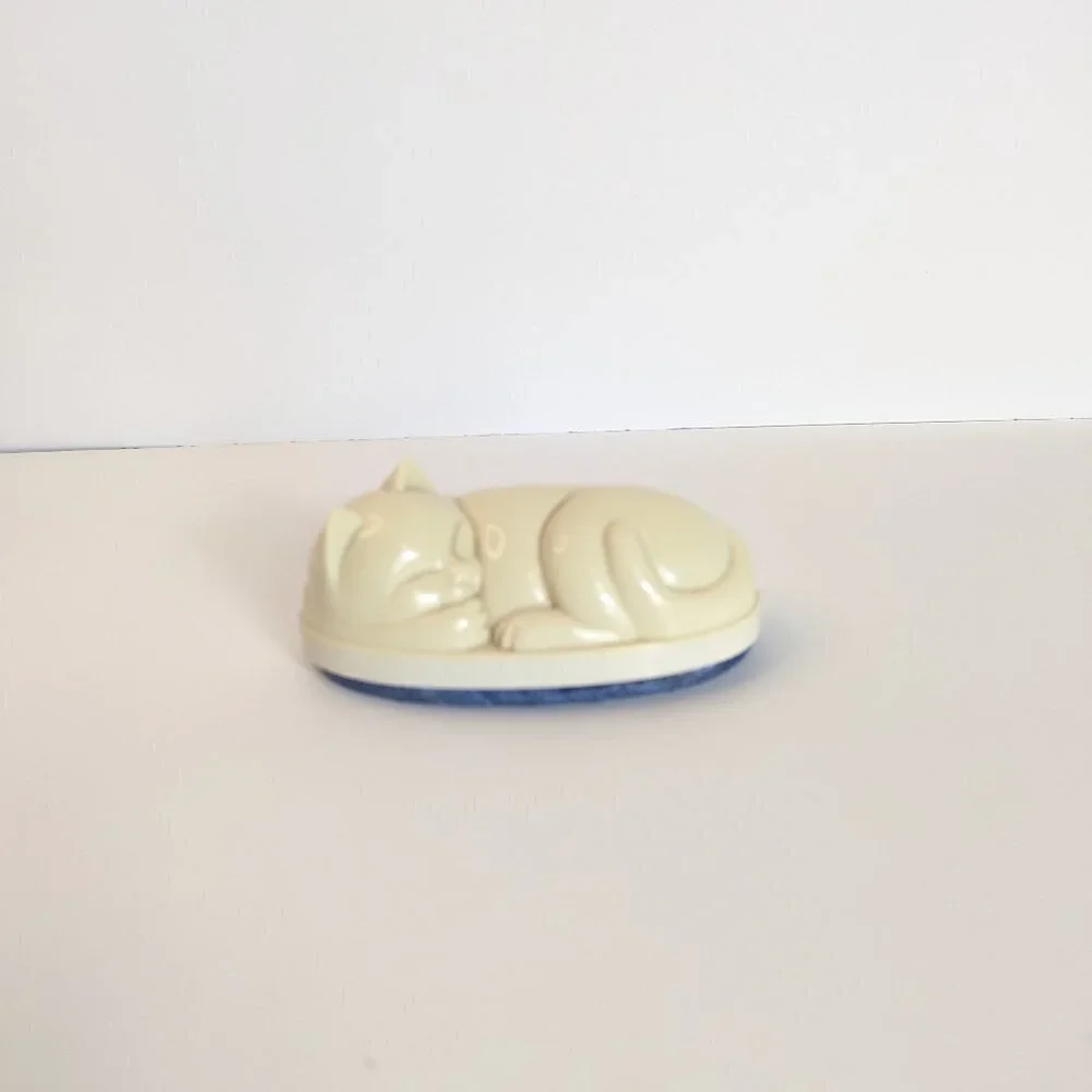 Vintage Cat Lint‎ Remover Reusable Sleeping Kitty Animal Clothing Upholstery